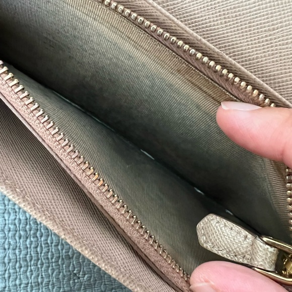 Prada wallet - Picture 9 of 9